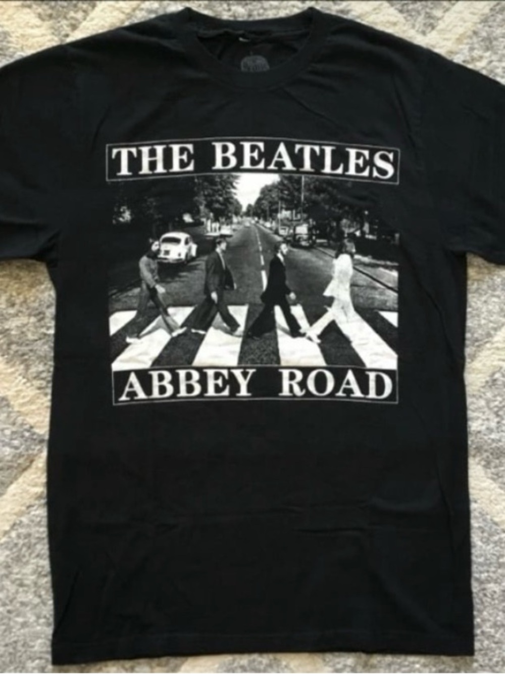 NWOT The Beatles Abbey Road Graphic T-Shirt, Sz L